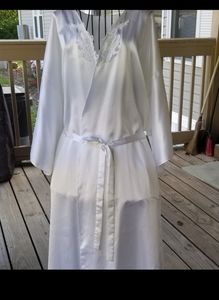 4/$20 Satin floor length robe